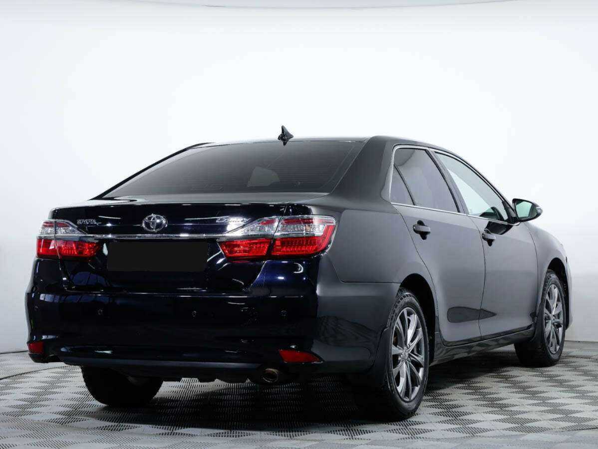 Купить Toyota Camry с пробегом. Фото: #3