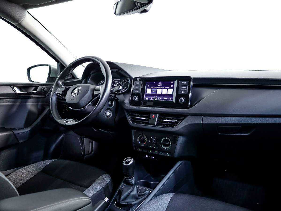Купить Skoda Rapid с пробегом. Фото: #7