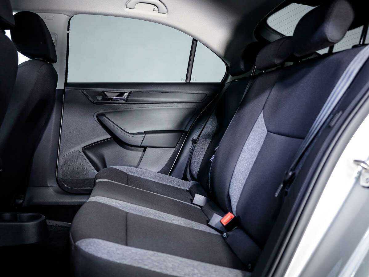 Купить Skoda Rapid с пробегом. Фото: #11