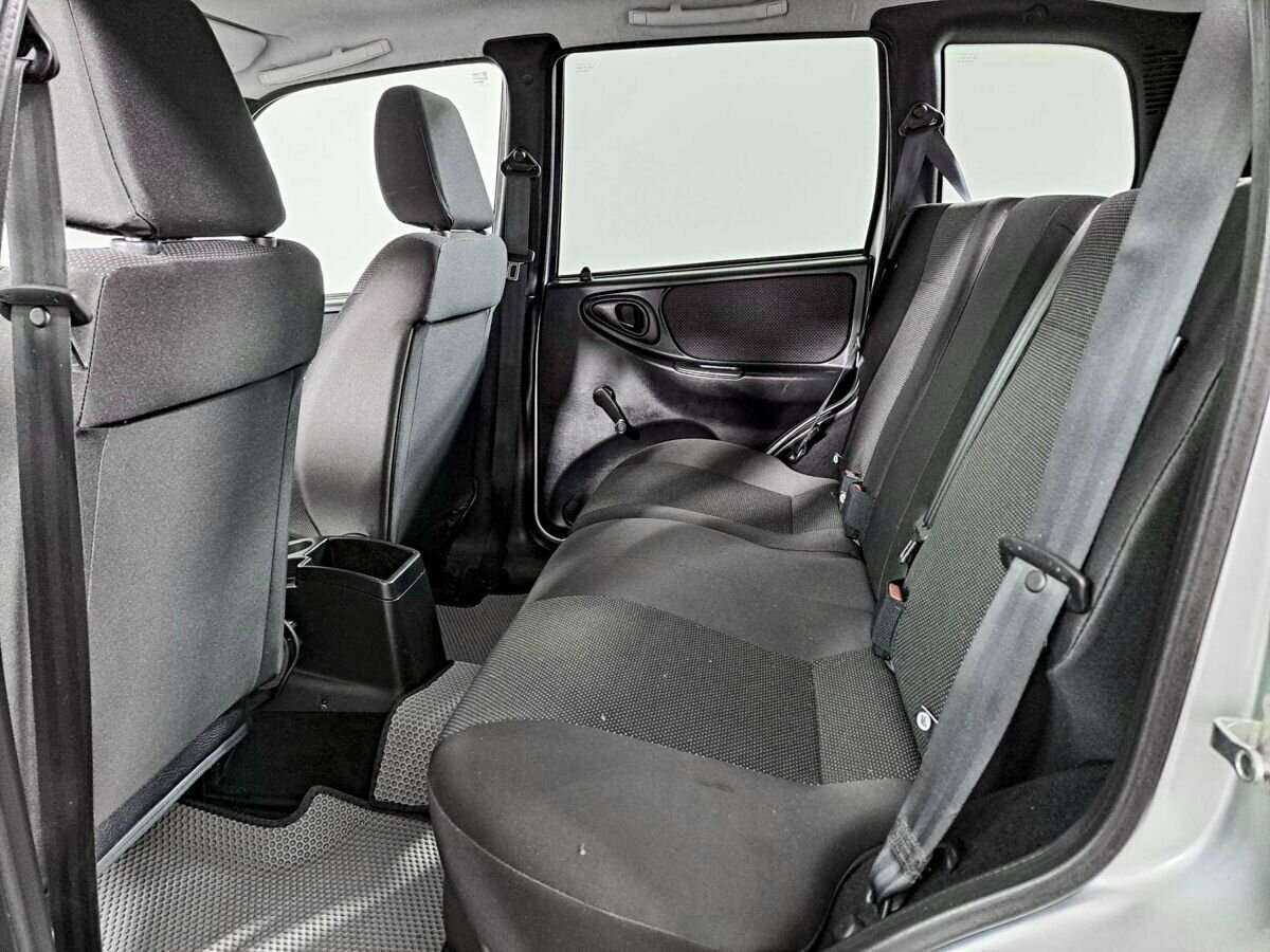 Купить Chevrolet Niva с пробегом. Фото: #9