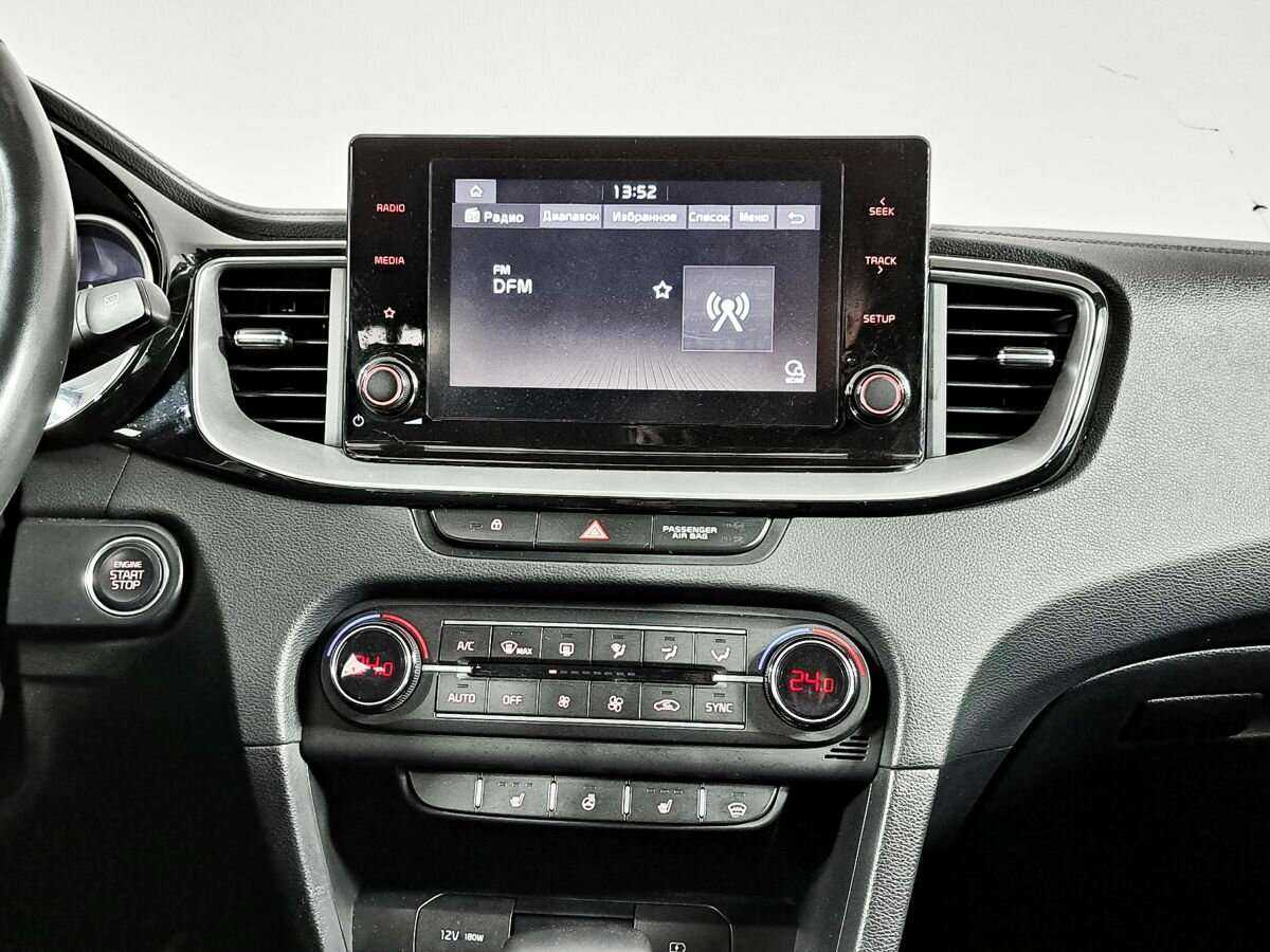 Купить Kia Ceed с пробегом. Фото: #10