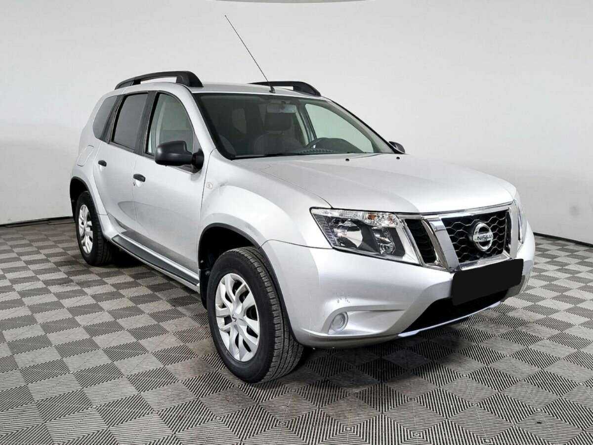 Купить Nissan Terrano с пробегом. Фото: #2