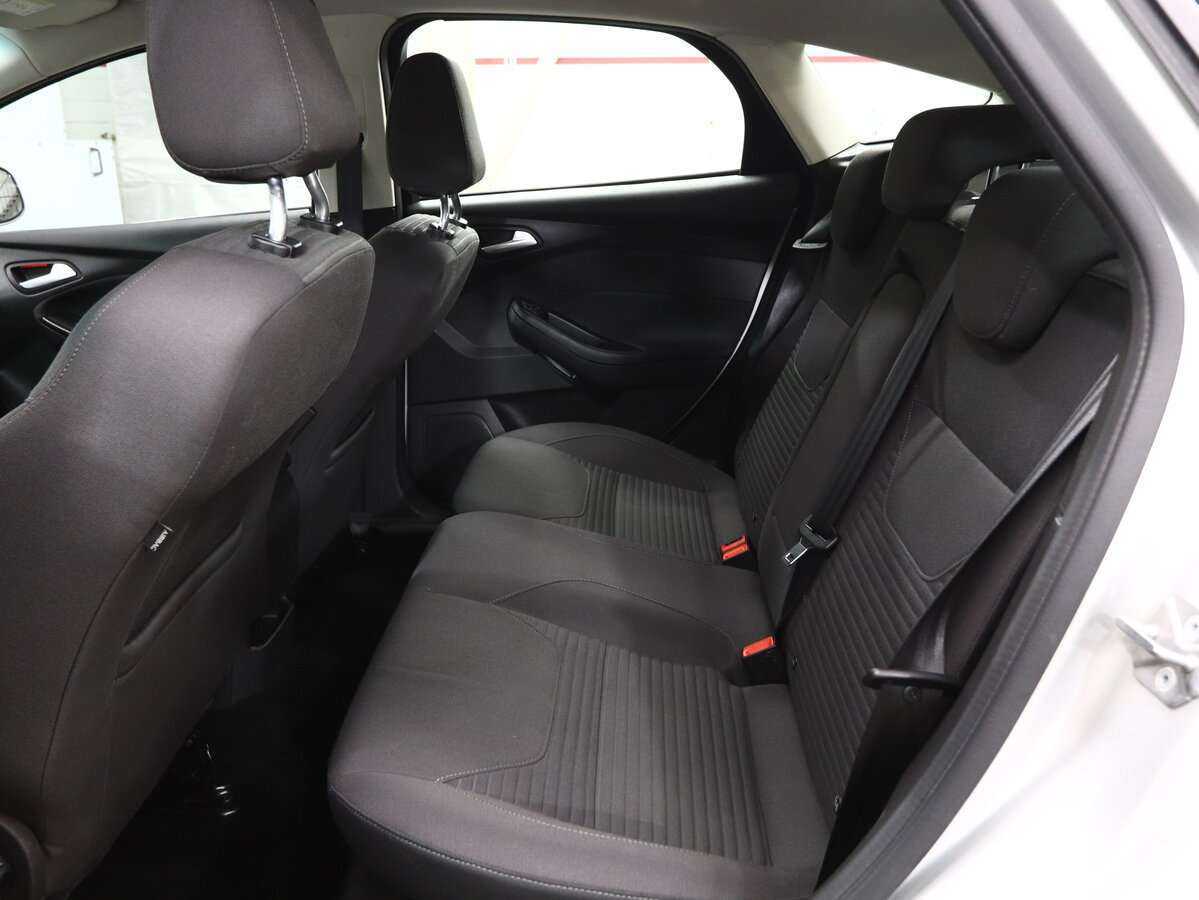 Купить Ford Focus с пробегом. Фото: #11