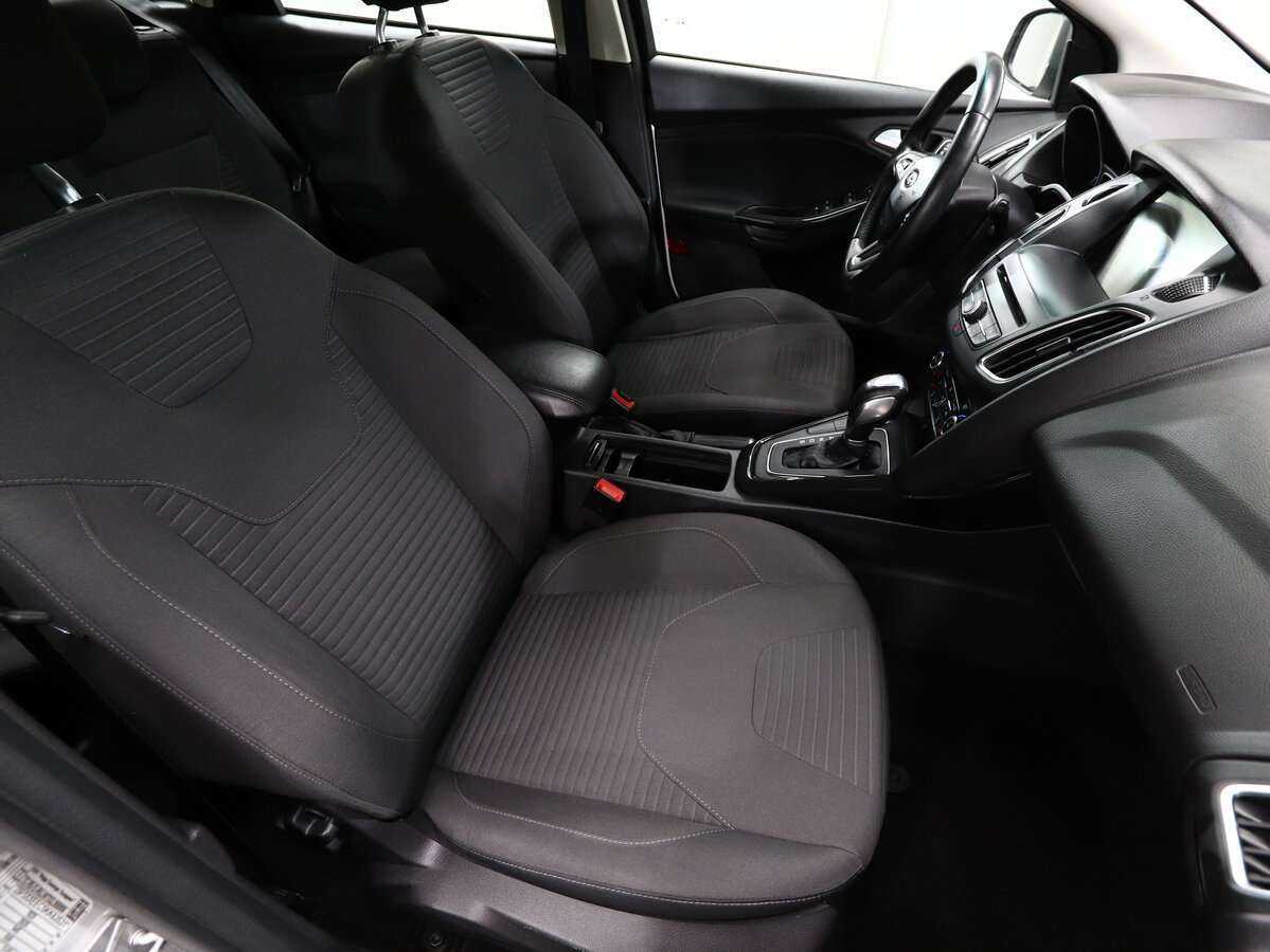 Купить Ford Focus с пробегом. Фото: #13