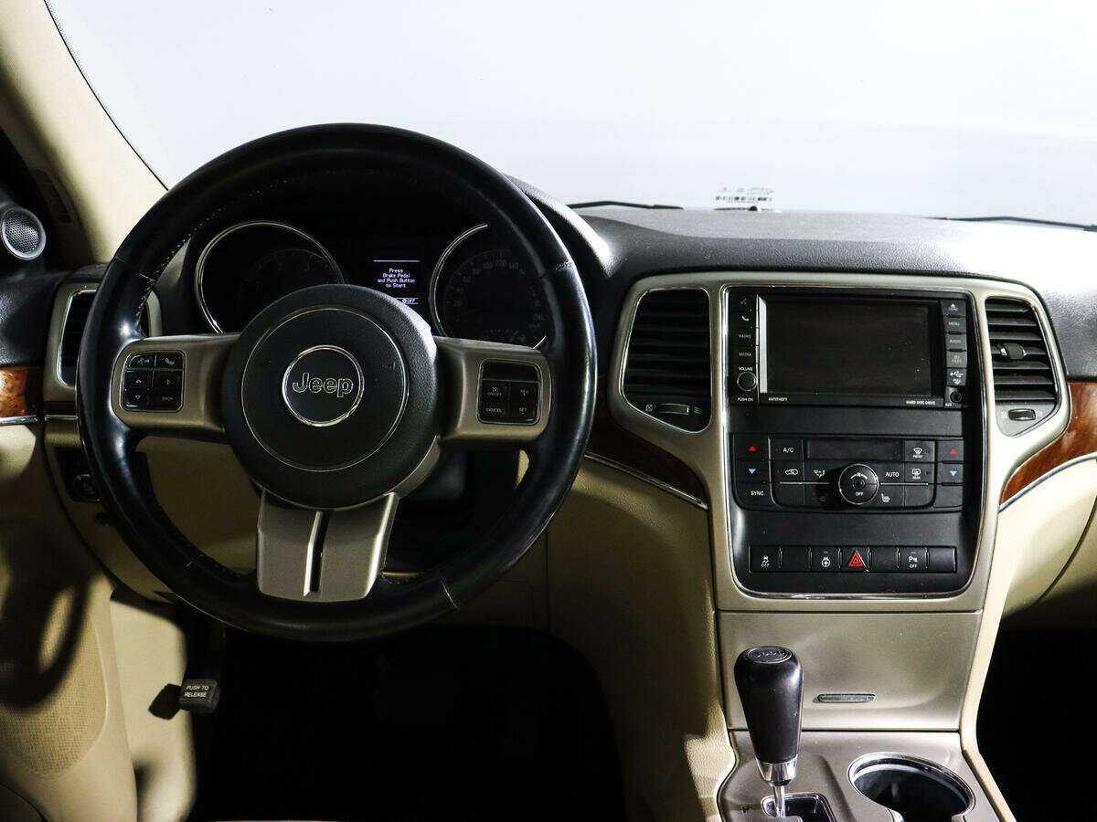 Купить Jeep Grand Cherokee с пробегом. Фото: #9