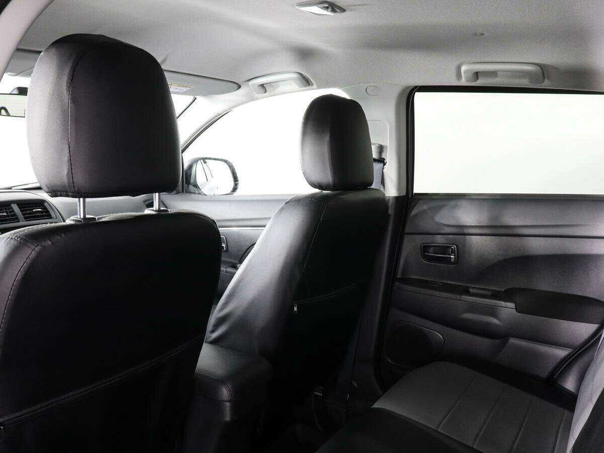 Купить Mitsubishi ASX с пробегом. Фото: #11
