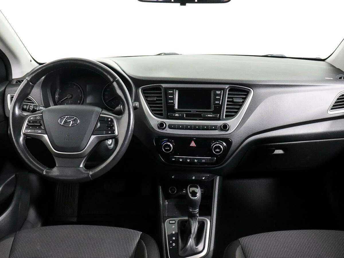 Купить Hyundai Solaris с пробегом. Фото: #9