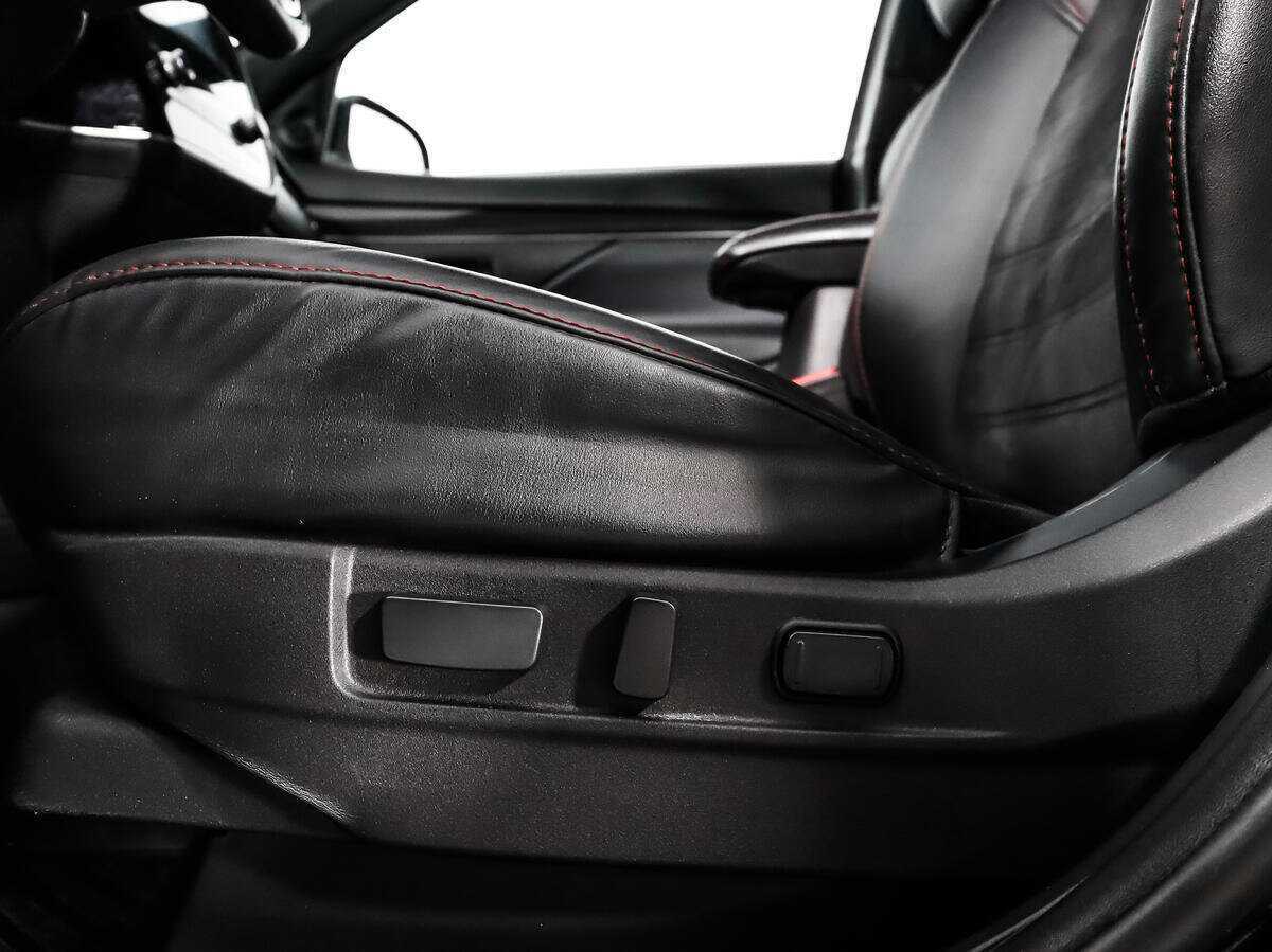 Купить Mitsubishi Outlander с пробегом. Фото: #9