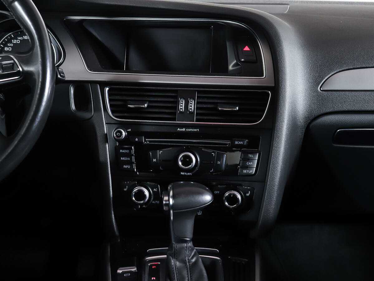 Купить Audi A4 с пробегом. Фото: #11