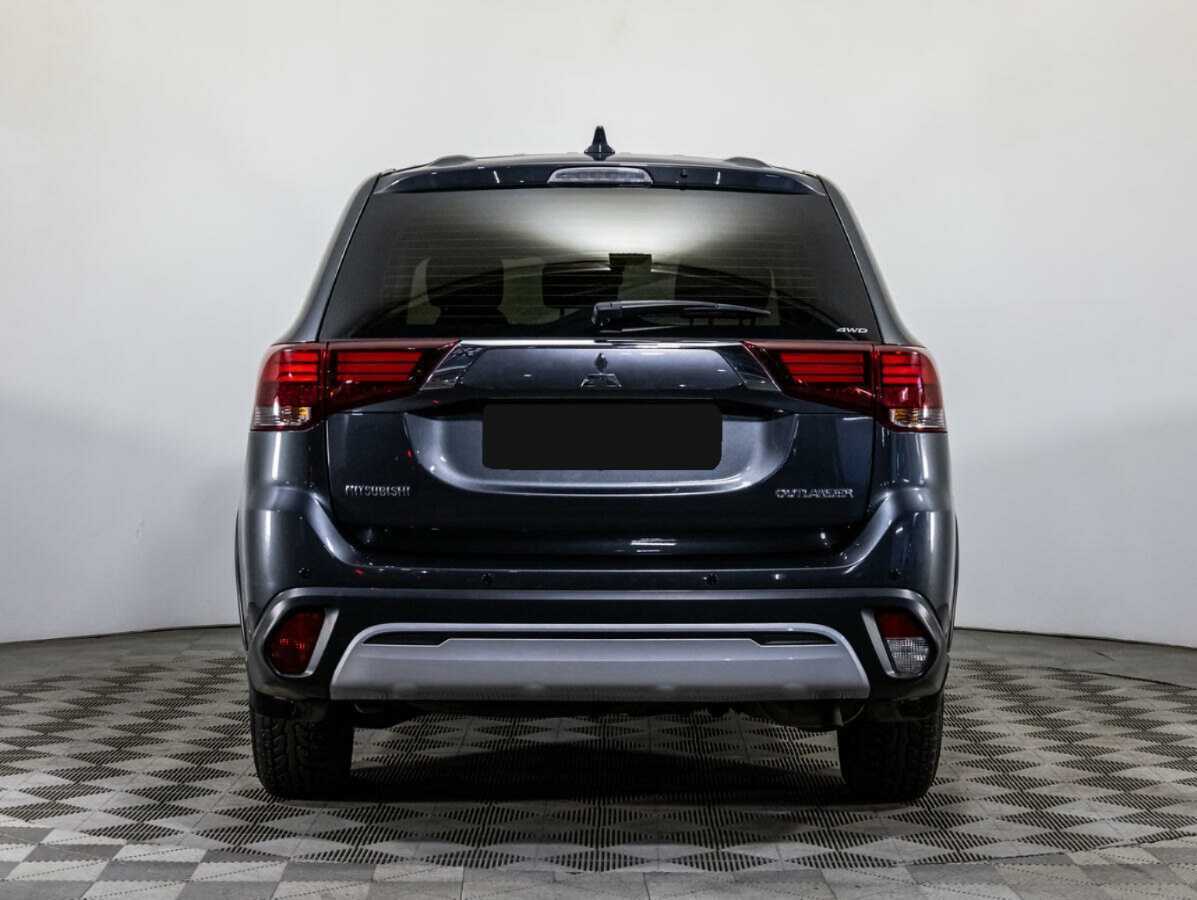 Купить Mitsubishi Outlander с пробегом. Фото: #4