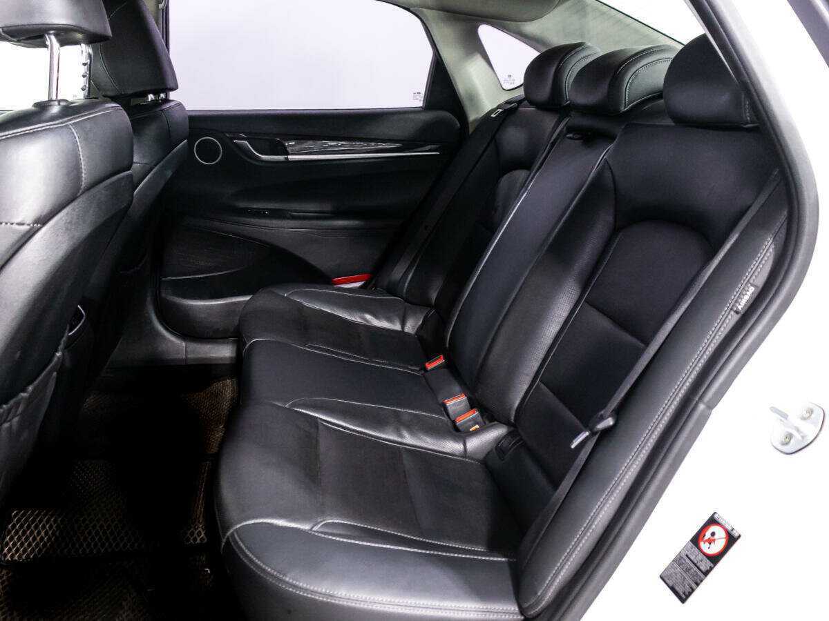 Купить Hyundai Grandeur с пробегом. Фото: #9