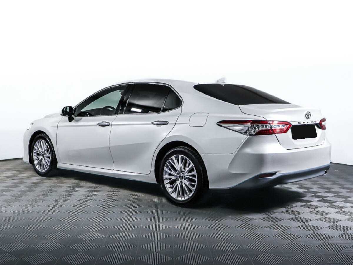 Купить Toyota Camry с пробегом. Фото: #6