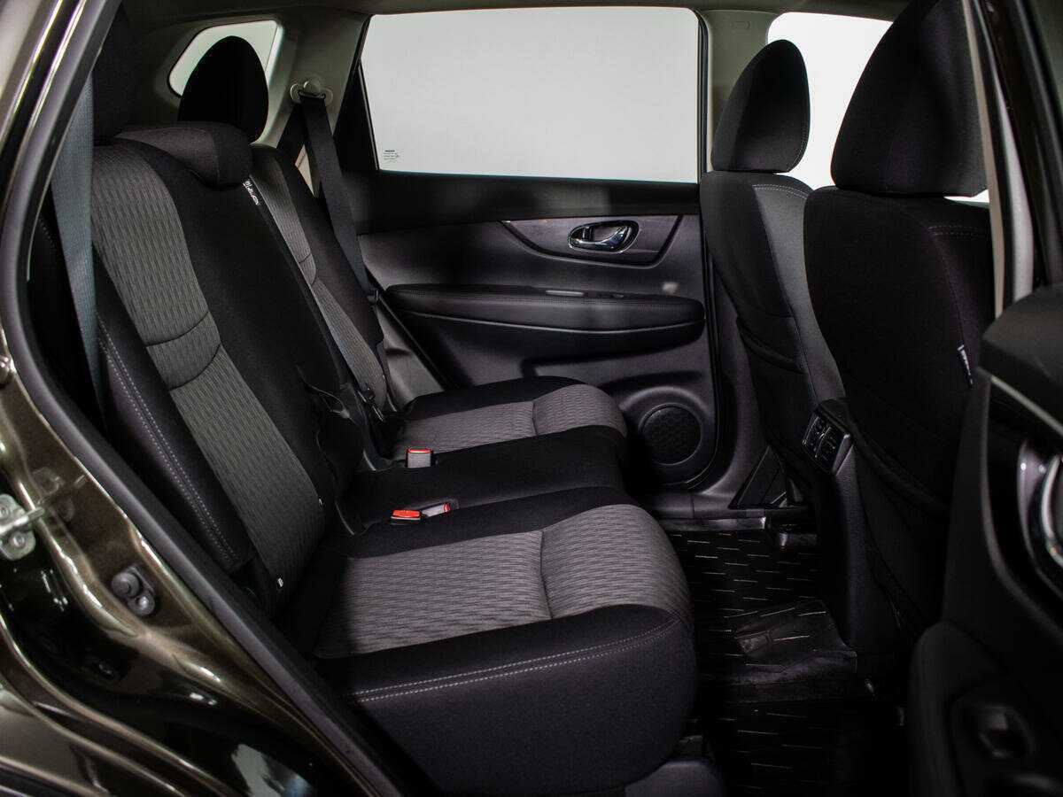 Купить Nissan X-Trail с пробегом. Фото: #9