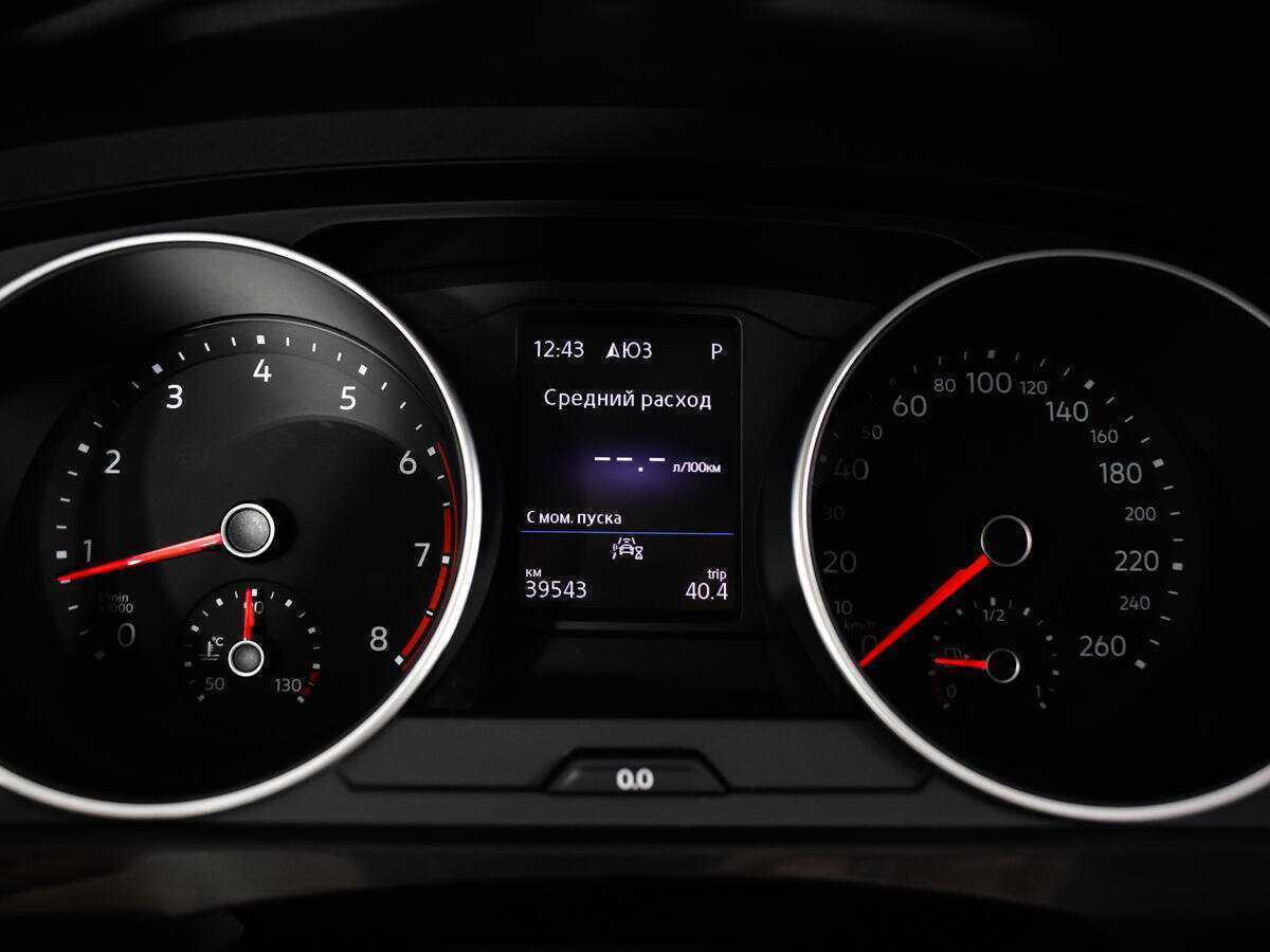 Купить Volkswagen Tiguan с пробегом. Фото: #10