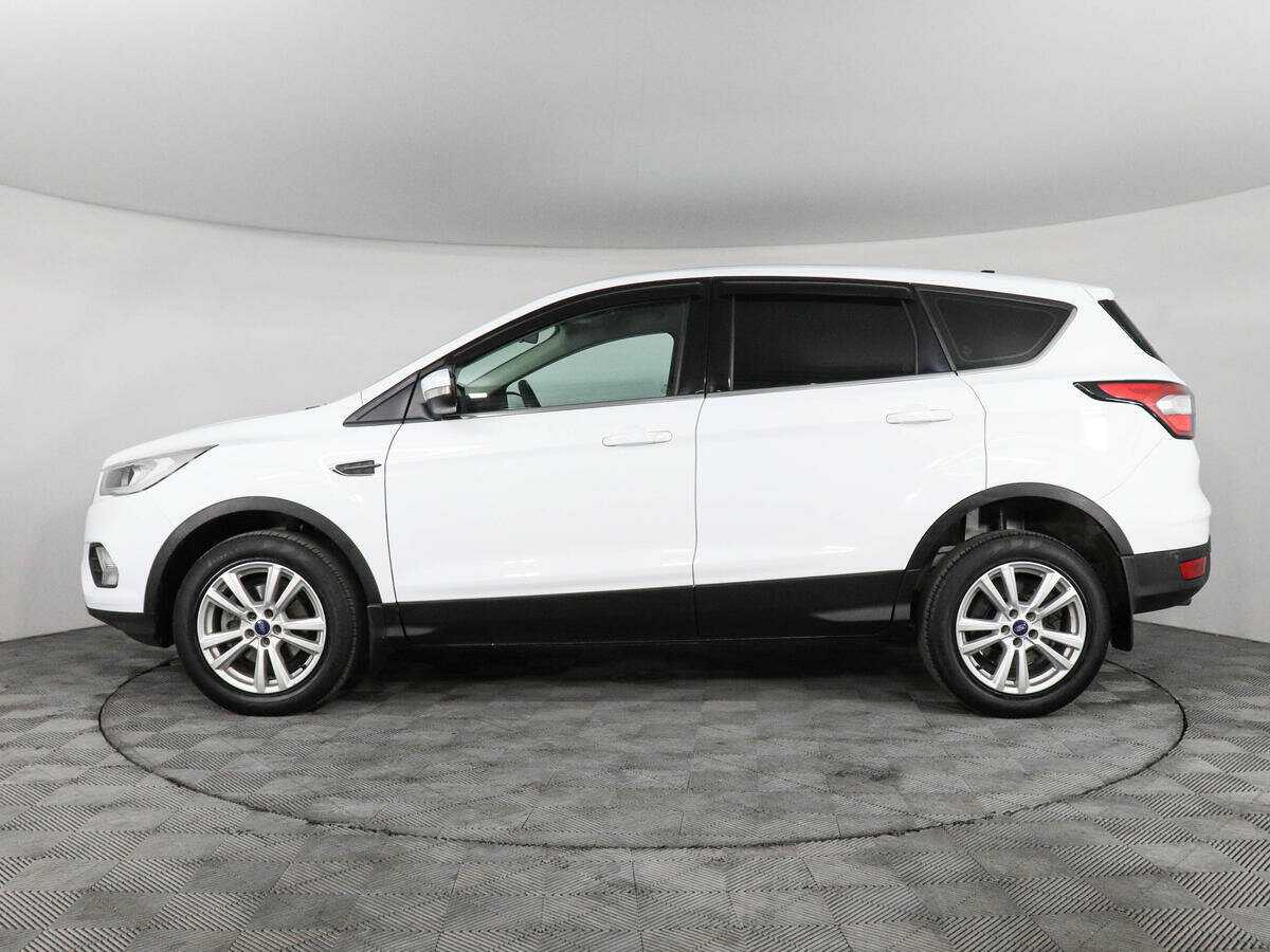 Купить Ford Kuga с пробегом. Фото: #7
