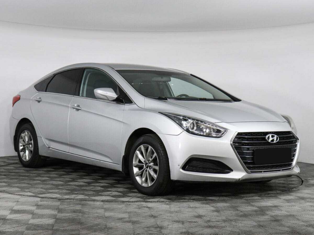 Купить Hyundai i40 с пробегом. Фото: #2