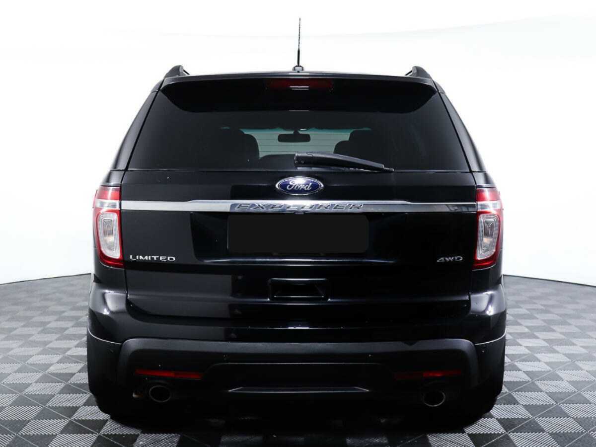 Купить Ford Explorer с пробегом. Фото: #5