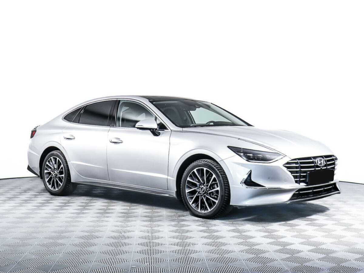 Купить Hyundai Sonata с пробегом. Фото: #2