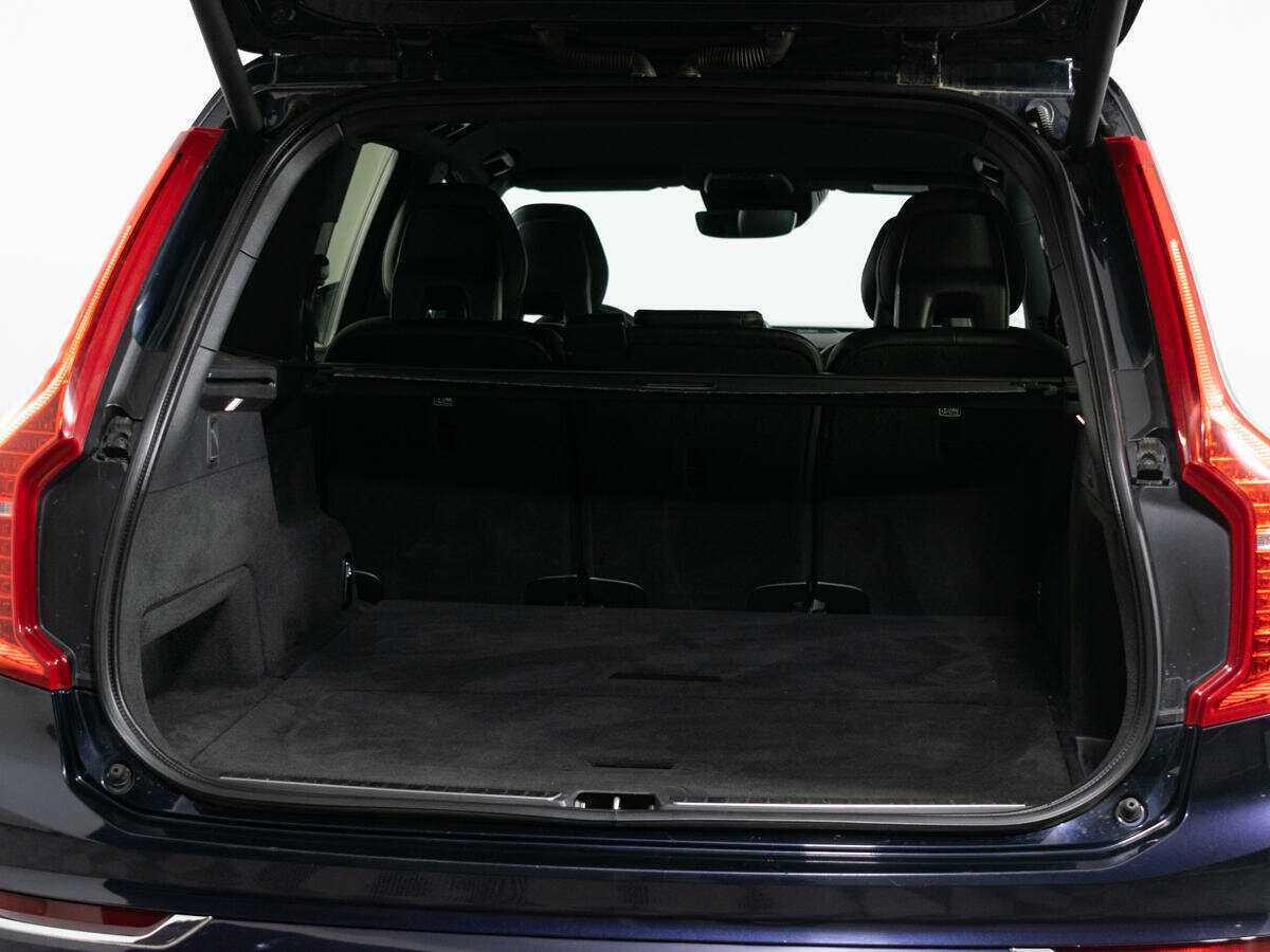 Купить Volvo XC90 с пробегом. Фото: #8