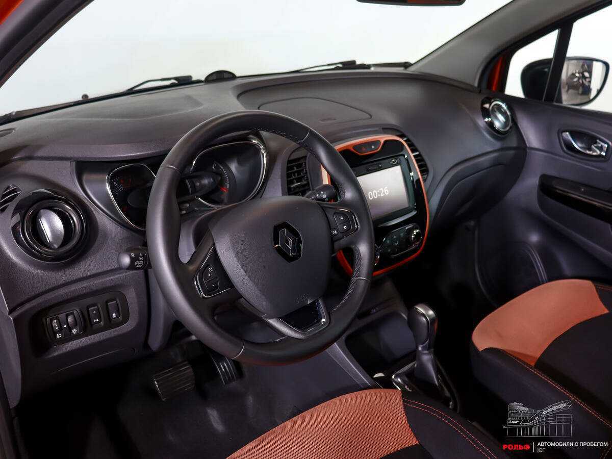 Купить Renault Kaptur с пробегом. Фото: #10