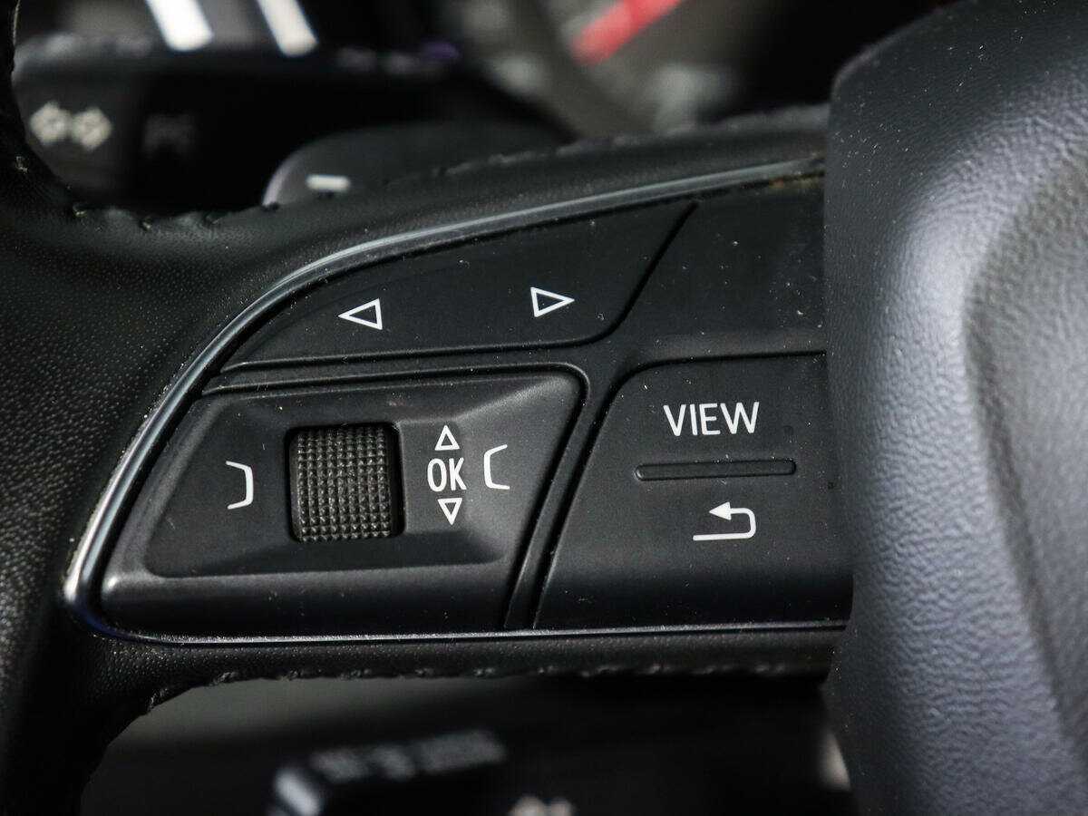 Купить Audi A4 с пробегом. Фото: #16