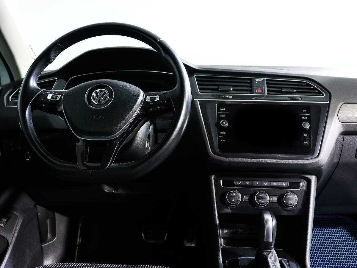 Купить Volkswagen Tiguan с пробегом. Фото: #11