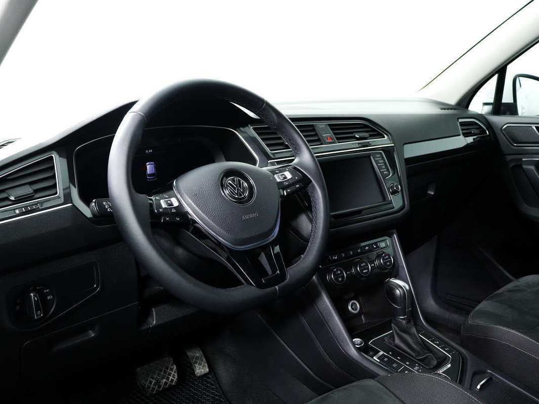 Купить Volkswagen Tiguan с пробегом. Фото: #12