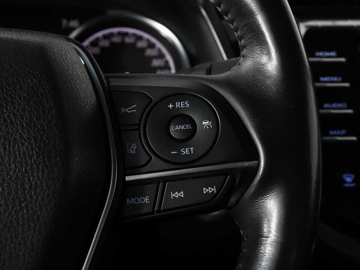 Купить Toyota Camry с пробегом. Фото: #12