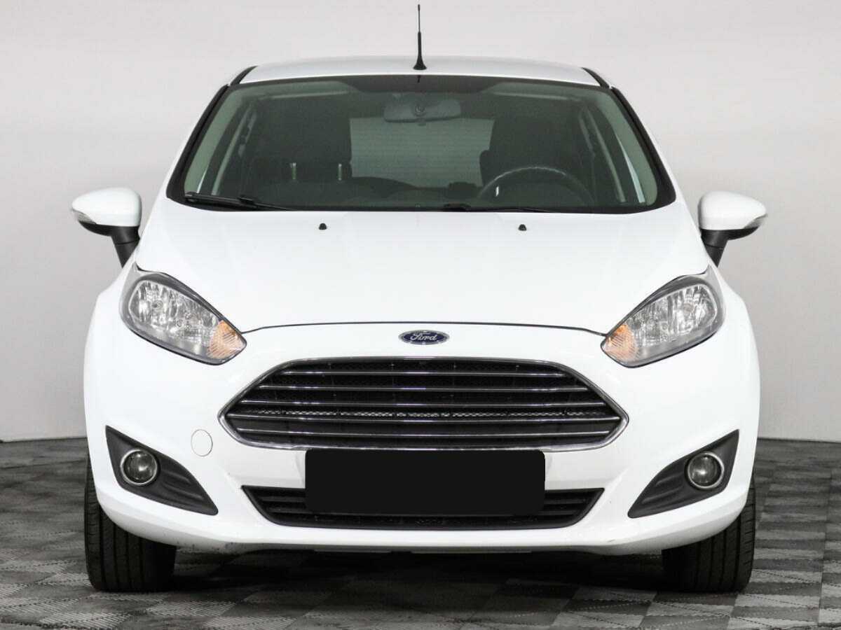 Купить Ford Fiesta с пробегом. Фото: #1