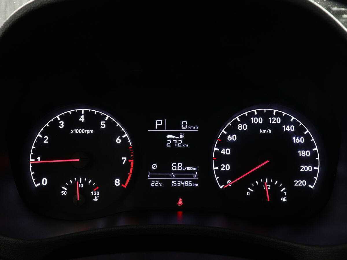 Купить Hyundai Solaris с пробегом. Фото: #10