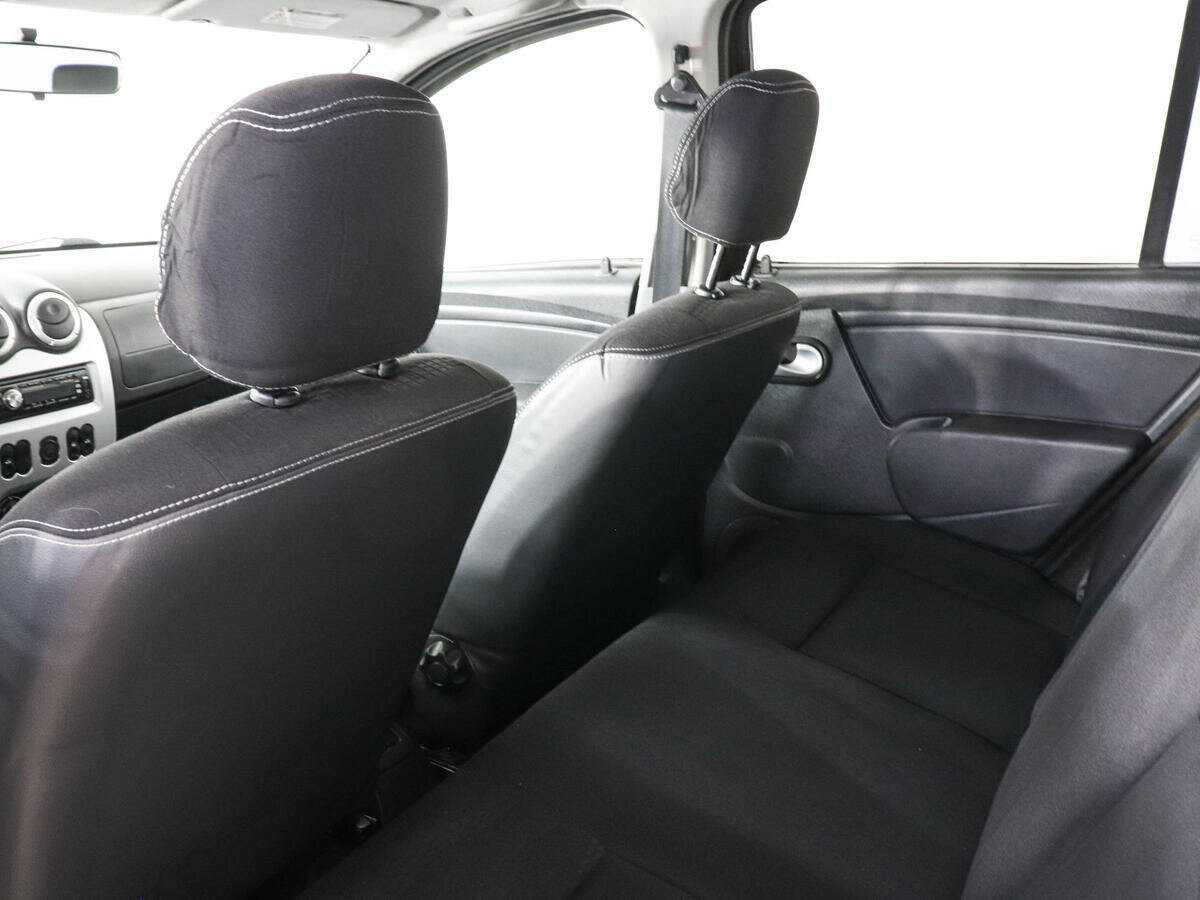 Купить Renault Sandero с пробегом. Фото: #7