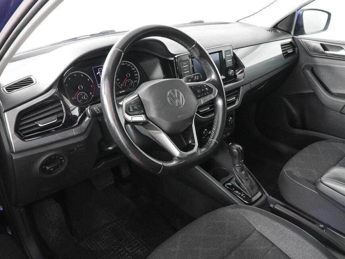 Купить Volkswagen Polo с пробегом. Фото: #8