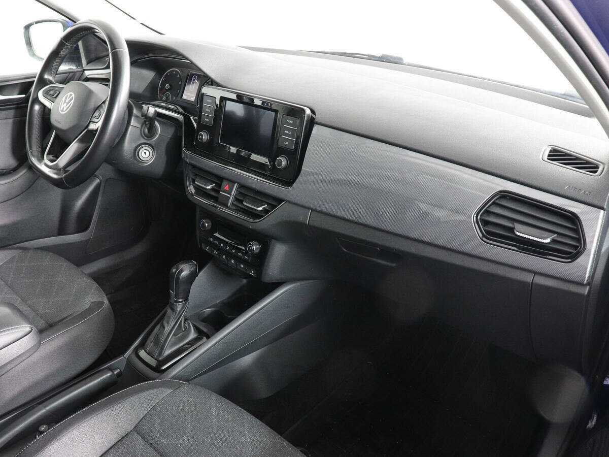 Купить Volkswagen Polo с пробегом. Фото: #9