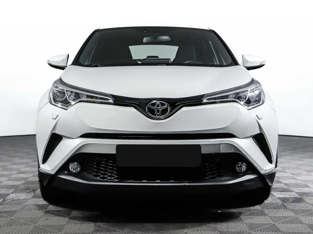 Купить Toyota C-HR с пробегом. Фото: #1