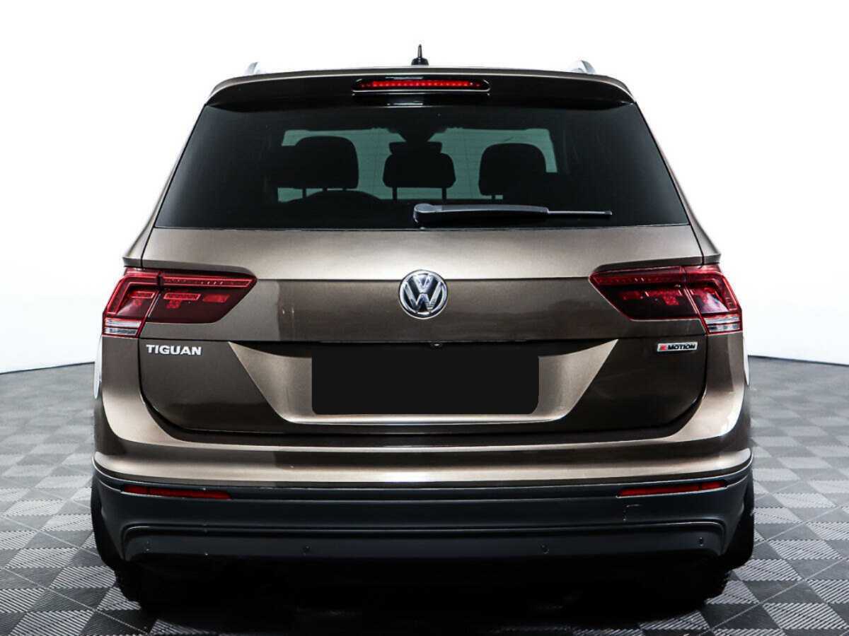 Купить Volkswagen Tiguan с пробегом. Фото: #5