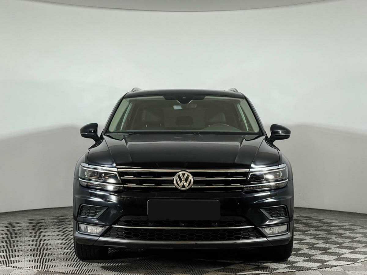 Купить Volkswagen Tiguan с пробегом. Фото: #1