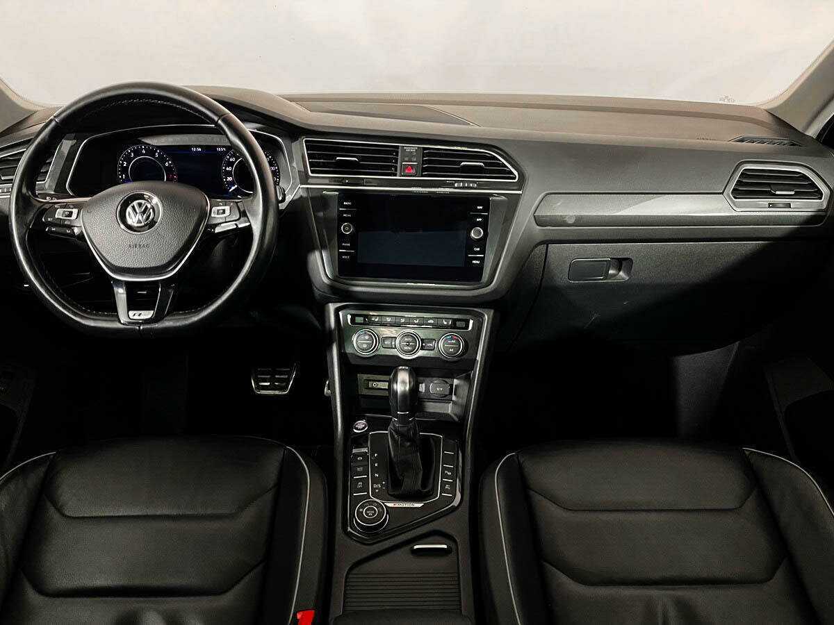 Купить Volkswagen Tiguan с пробегом. Фото: #11
