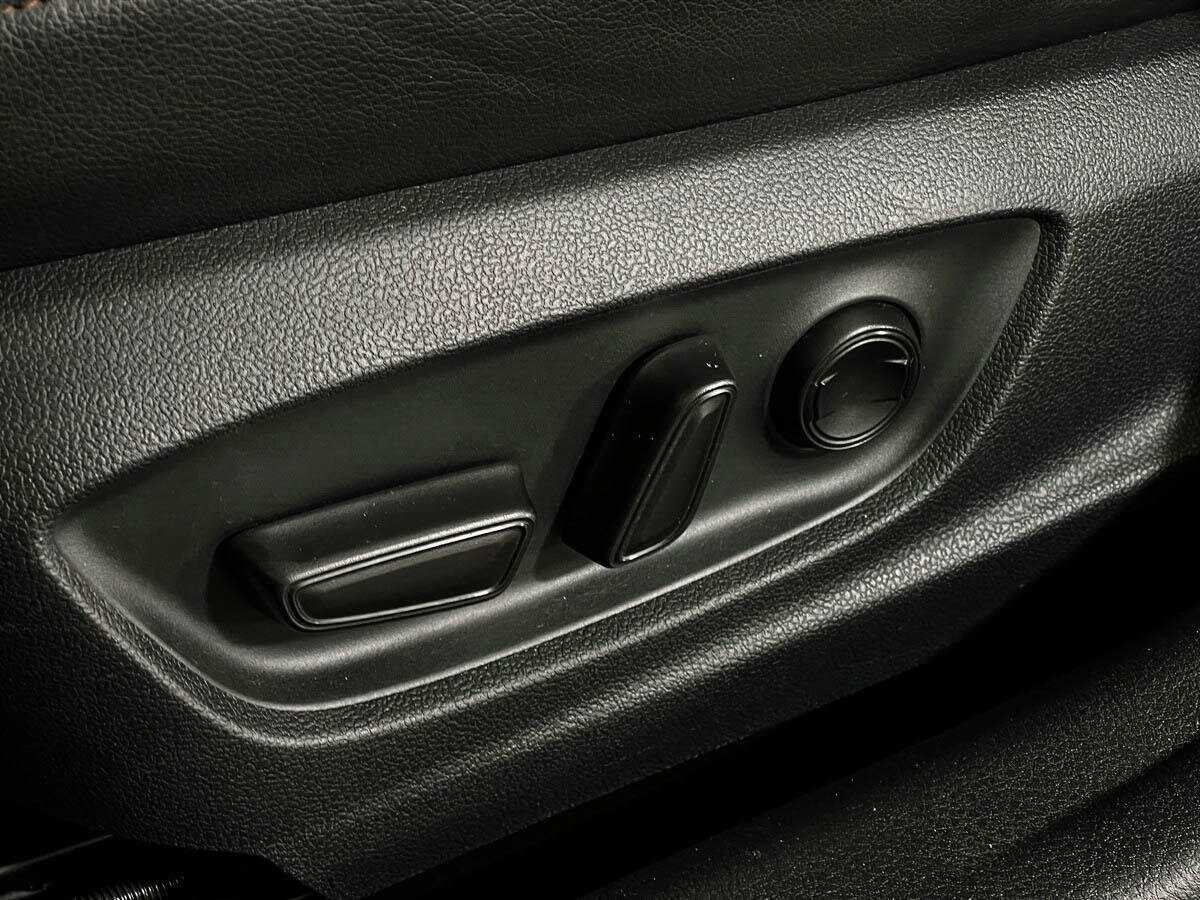 Купить Toyota Camry с пробегом. Фото: #10