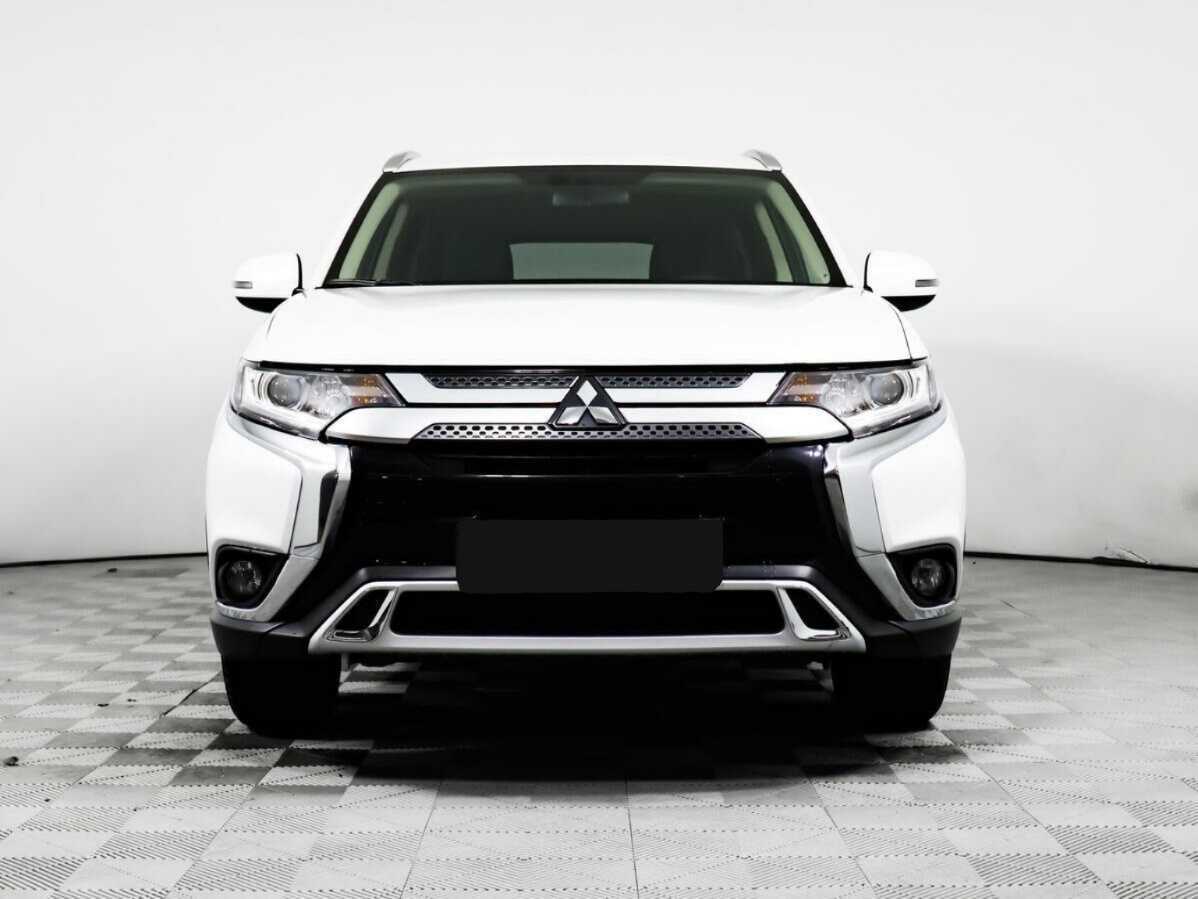 Купить Mitsubishi Outlander с пробегом. Фото: #1