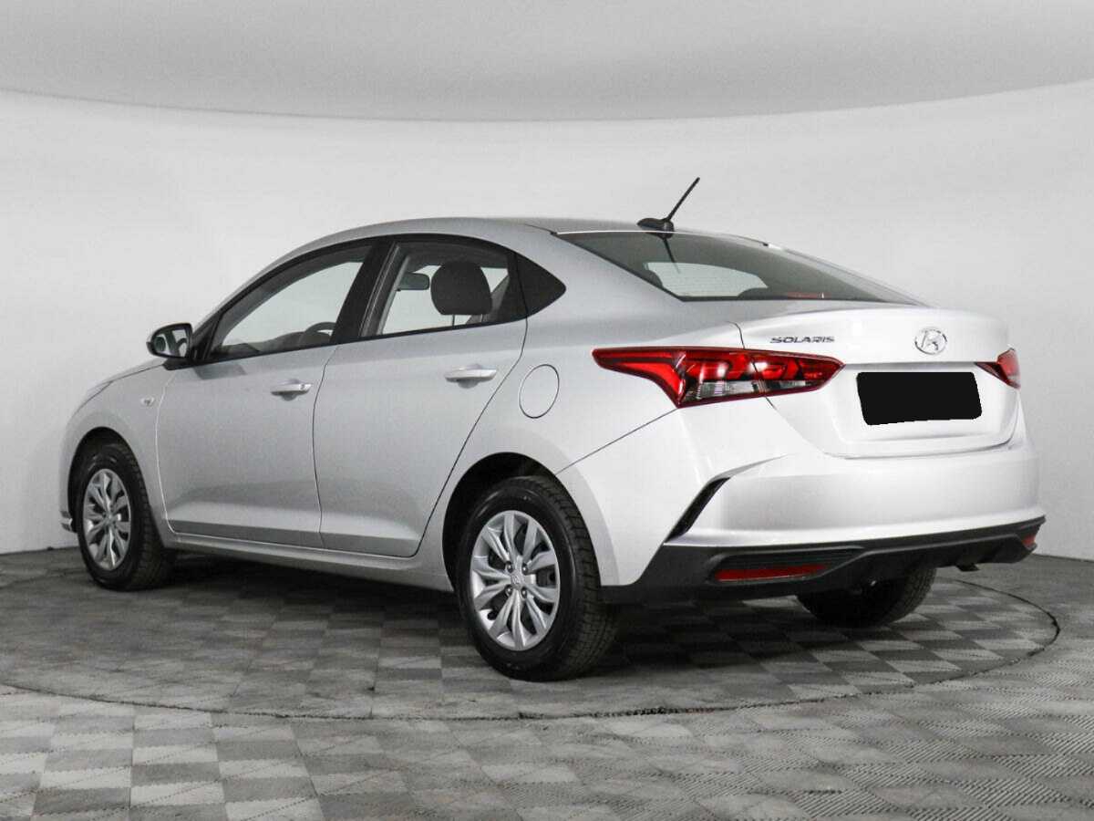 Купить Hyundai Solaris с пробегом. Фото: #6