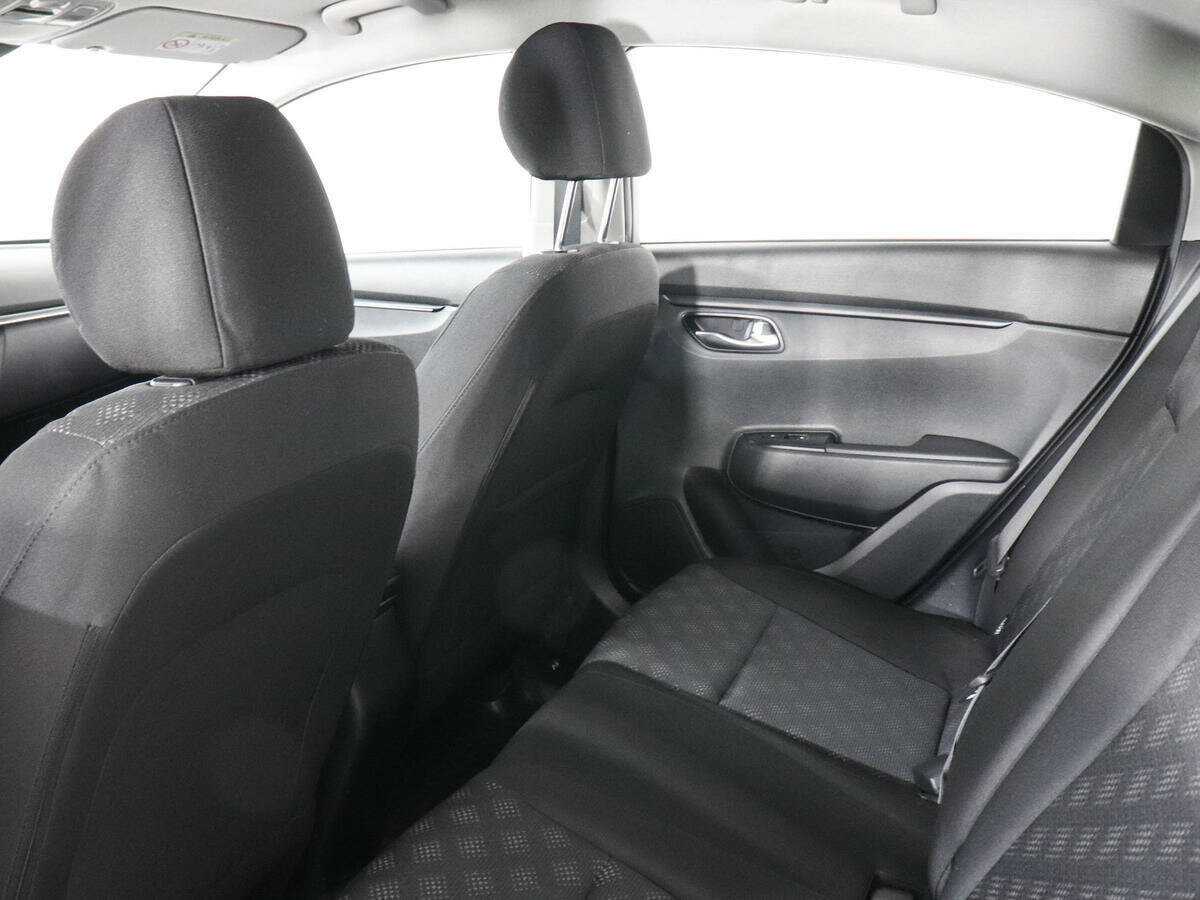 Купить Kia Rio с пробегом. Фото: #11