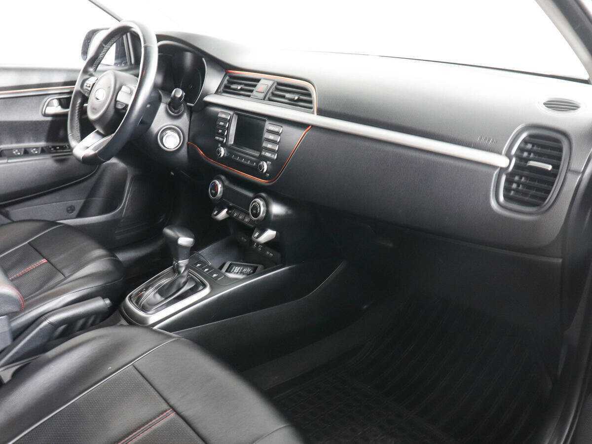 Купить Kia Rio с пробегом. Фото: #9