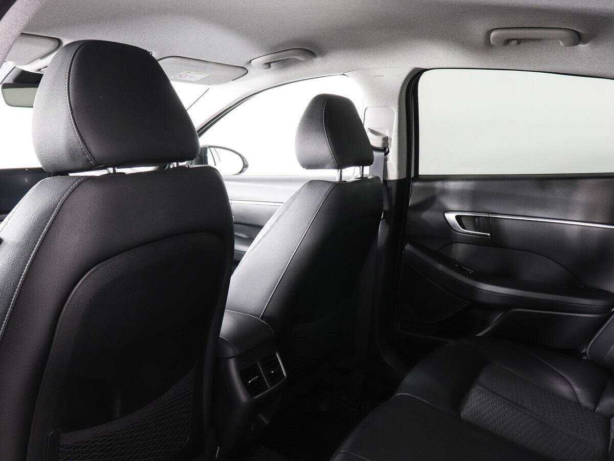 Купить Hyundai Sonata с пробегом. Фото: #11