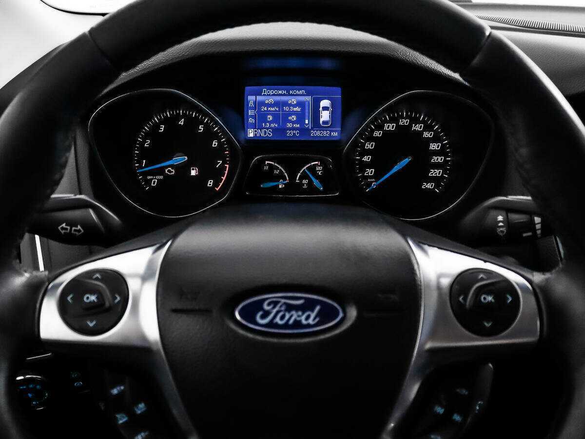 Купить Ford Focus с пробегом. Фото: #13