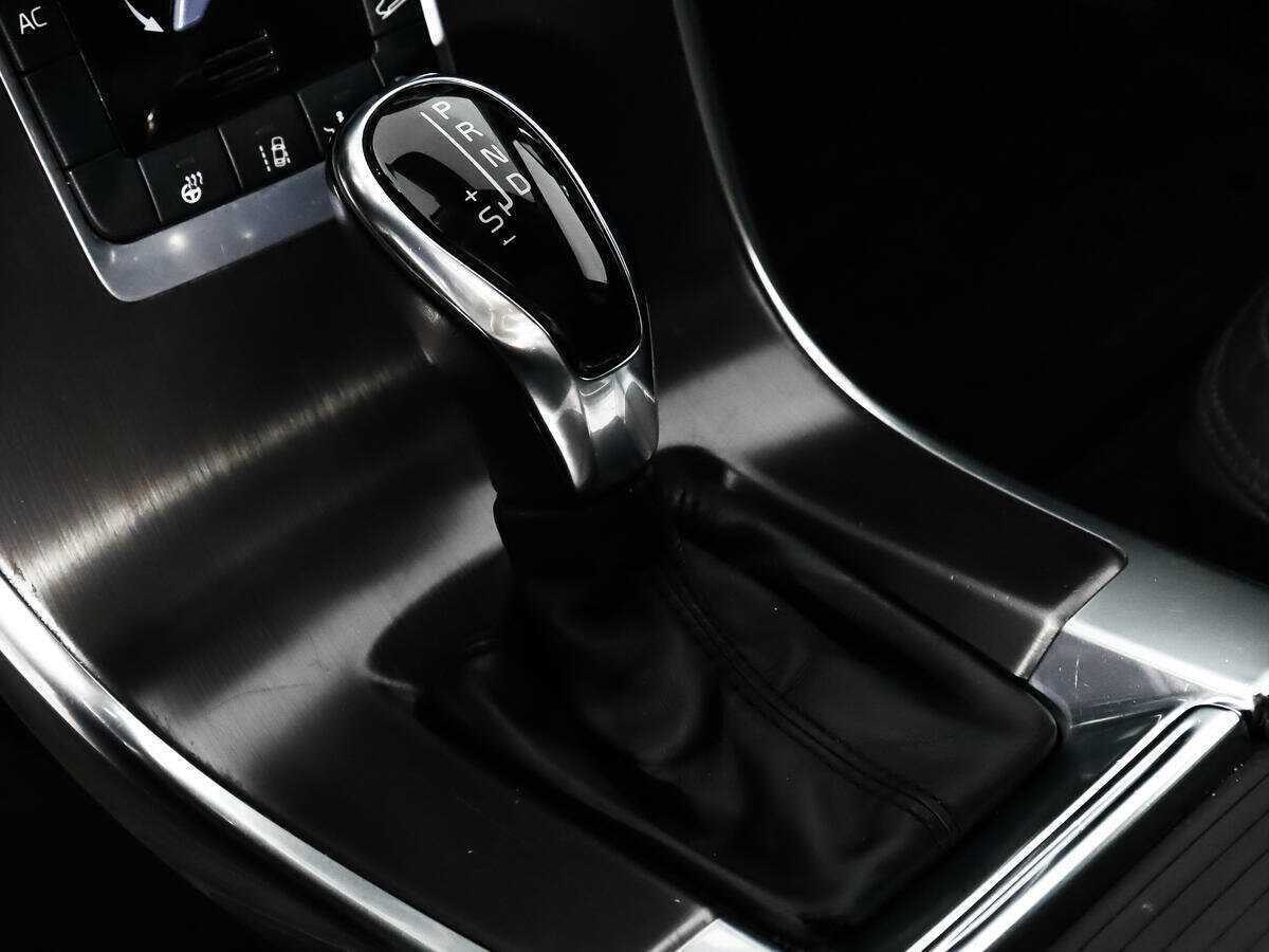 Купить Volvo XC60 с пробегом. Фото: #11