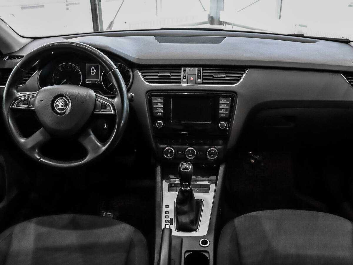 Купить Skoda Octavia с пробегом. Фото: #11