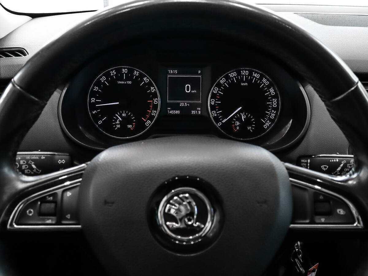 Купить Skoda Octavia с пробегом. Фото: #15