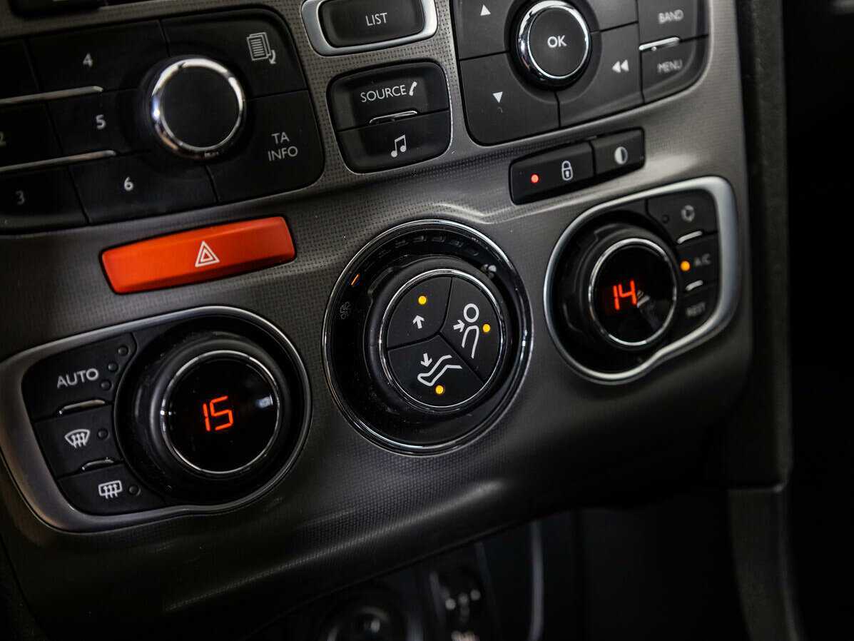 Купить Citroen C4 с пробегом. Фото: #12