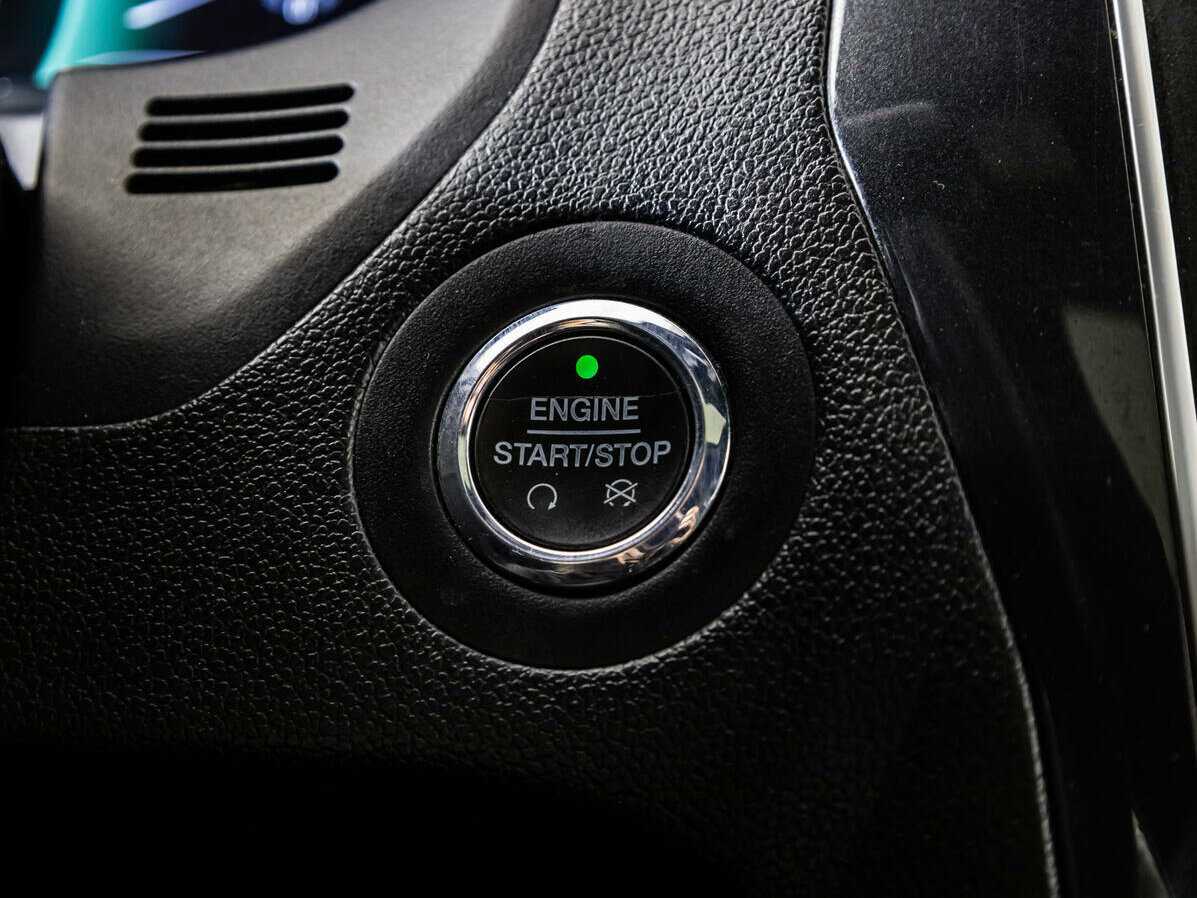 Купить Ford Explorer с пробегом. Фото: #12