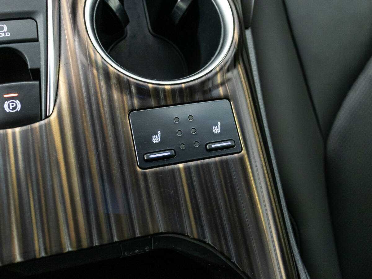 Купить Toyota Camry с пробегом. Фото: #17